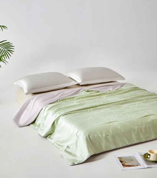 Cool-to-the-Touch TENCEL Silk Quilt